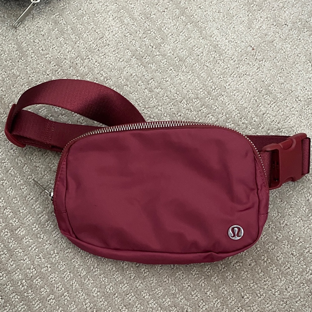 lululemon athletica Maroon Belt Bag